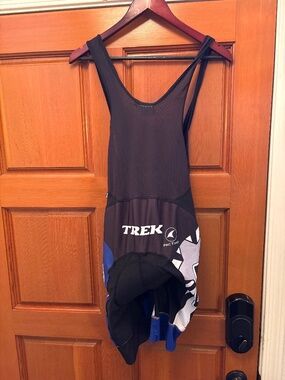 Good condition mens large Pactimo cycling bib shorts